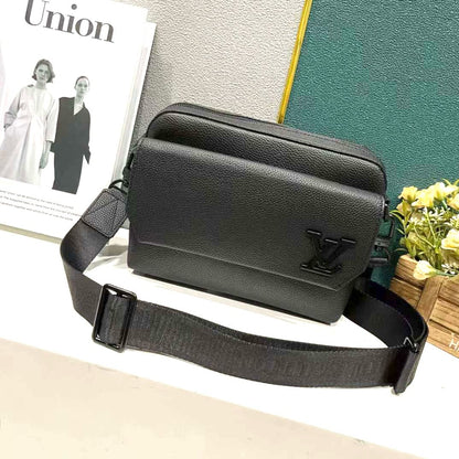S Lock Messenger Bag
