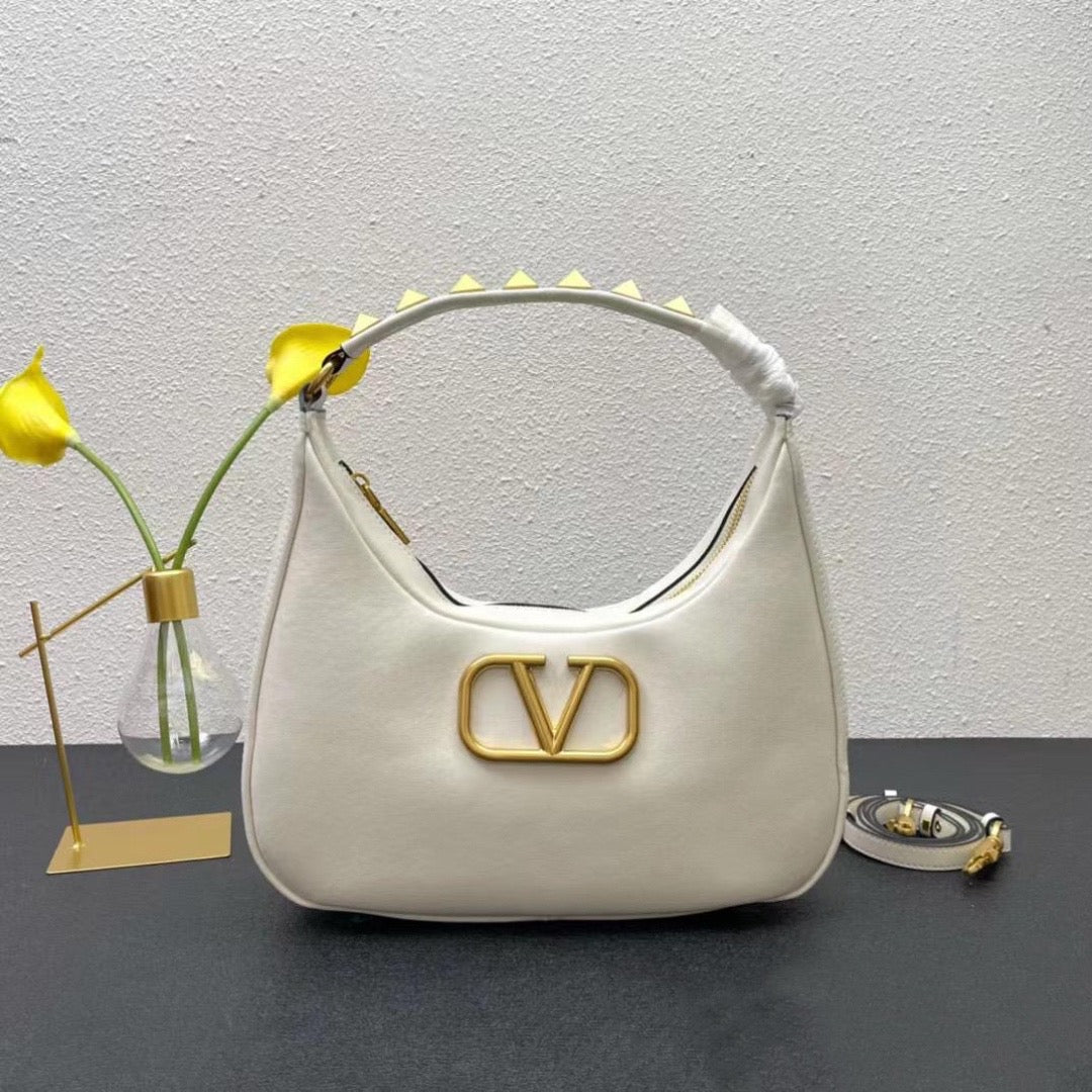 Stud Sign leather Bag