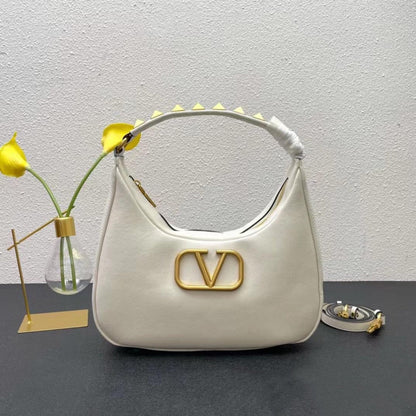 Stud Sign leather Bag