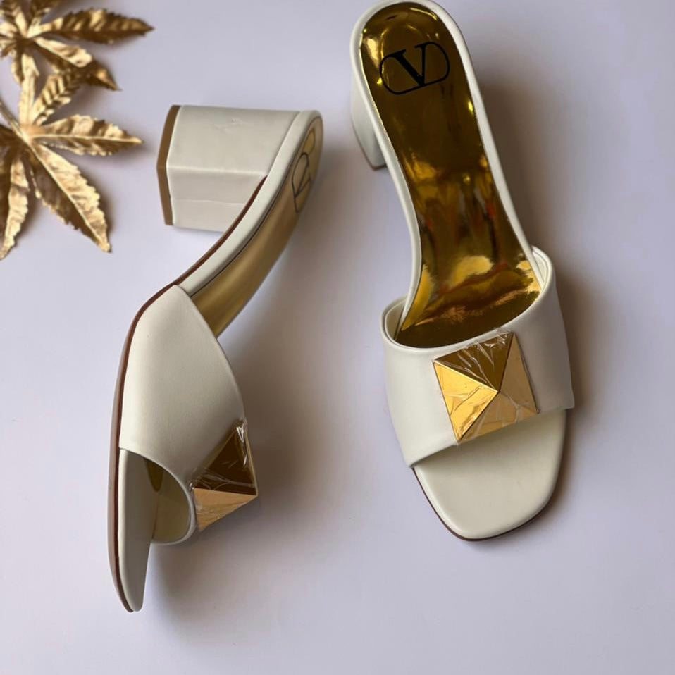 VLNTN Style 10 Heel