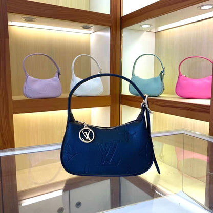 Mini Moon Bag