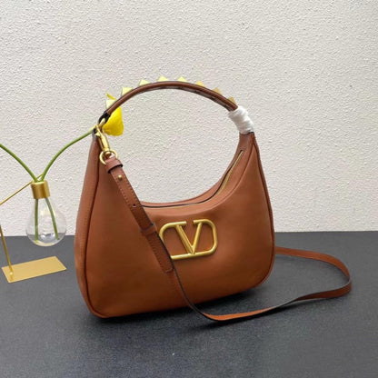 Stud Sign leather Bag