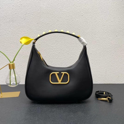 Stud Sign leather Bag