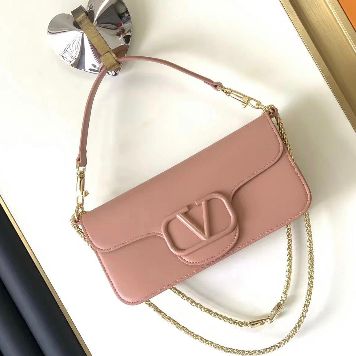 Garavani shoulder stud Bag