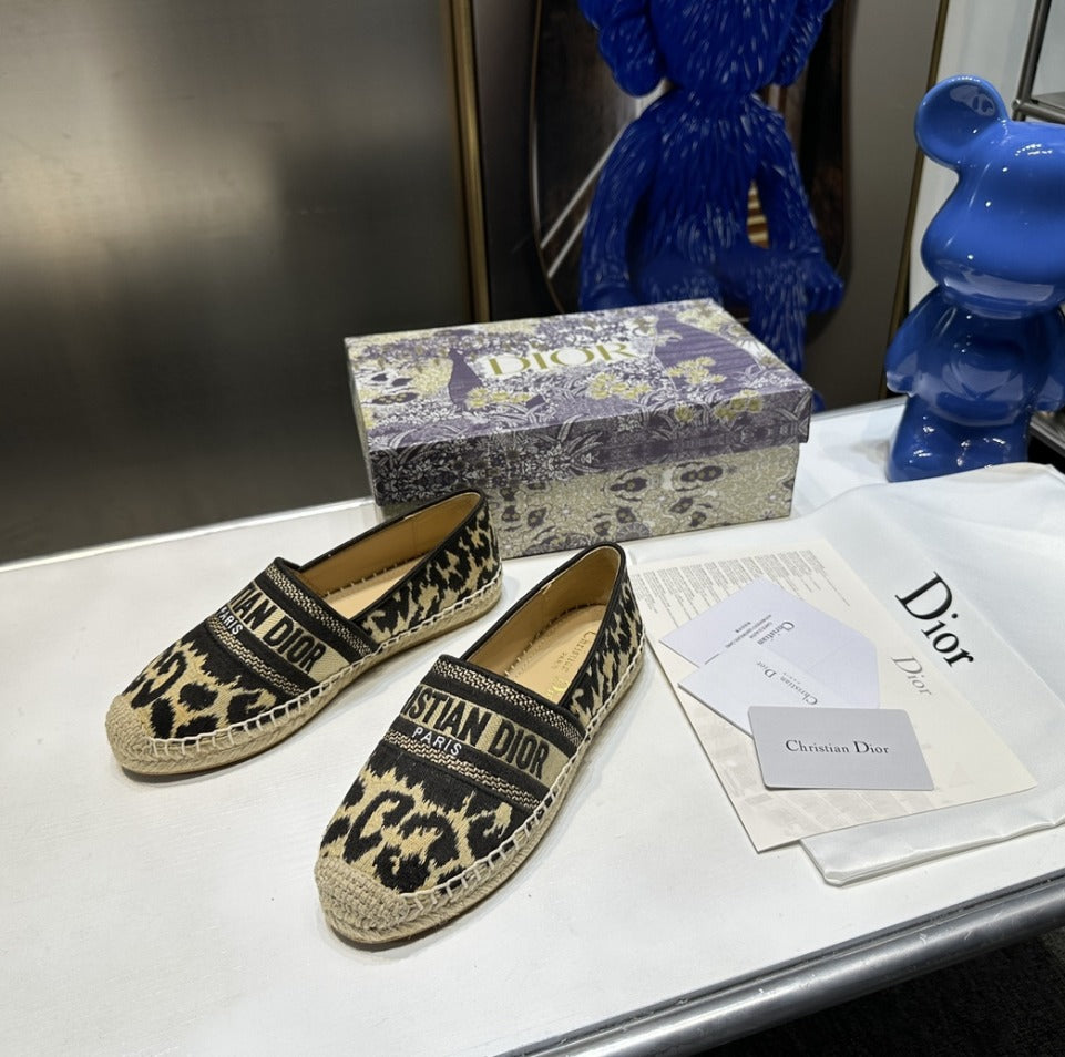 DR Style 3 Shoe