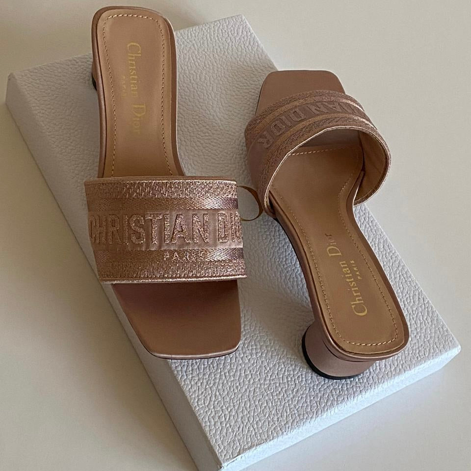 DR Style 6 Heel