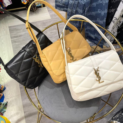 LE 57 Shoulder Bag
