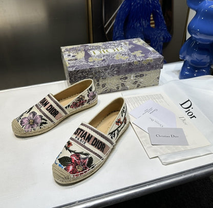 DR Style 3 Shoe