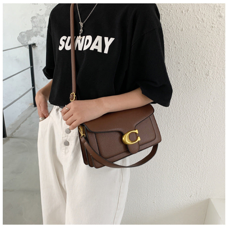 Chic Shoulder Bag – Elegant Everyday Companion
