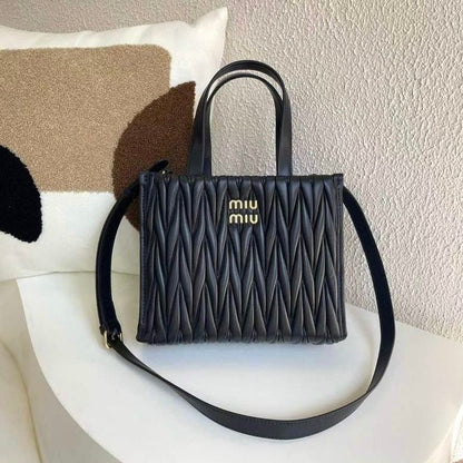 Run Away Matelassé Nappa Leather Hand Bag