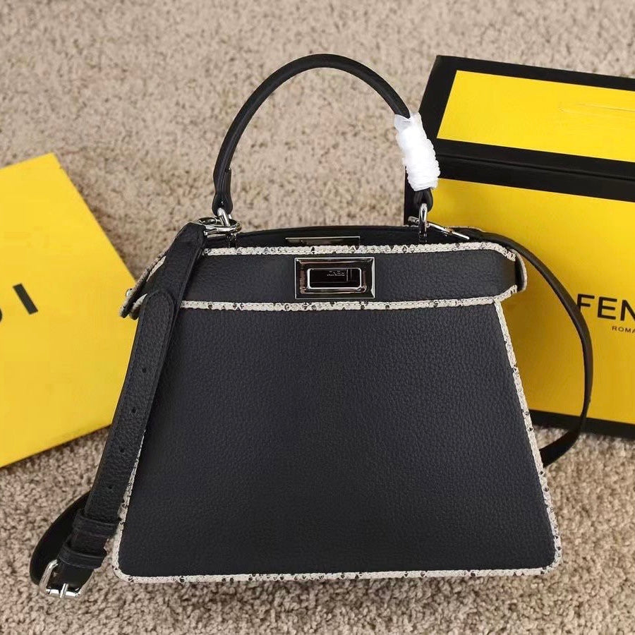 Peekaboo Bag Style#1