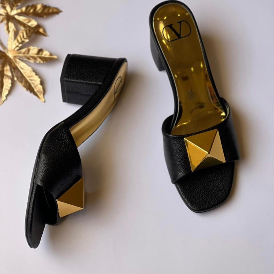 VLNTN Style 10 Heel