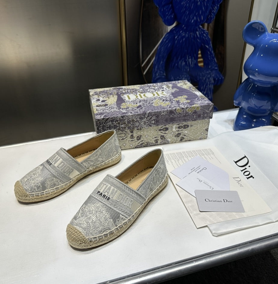 DR Style 3 Shoe