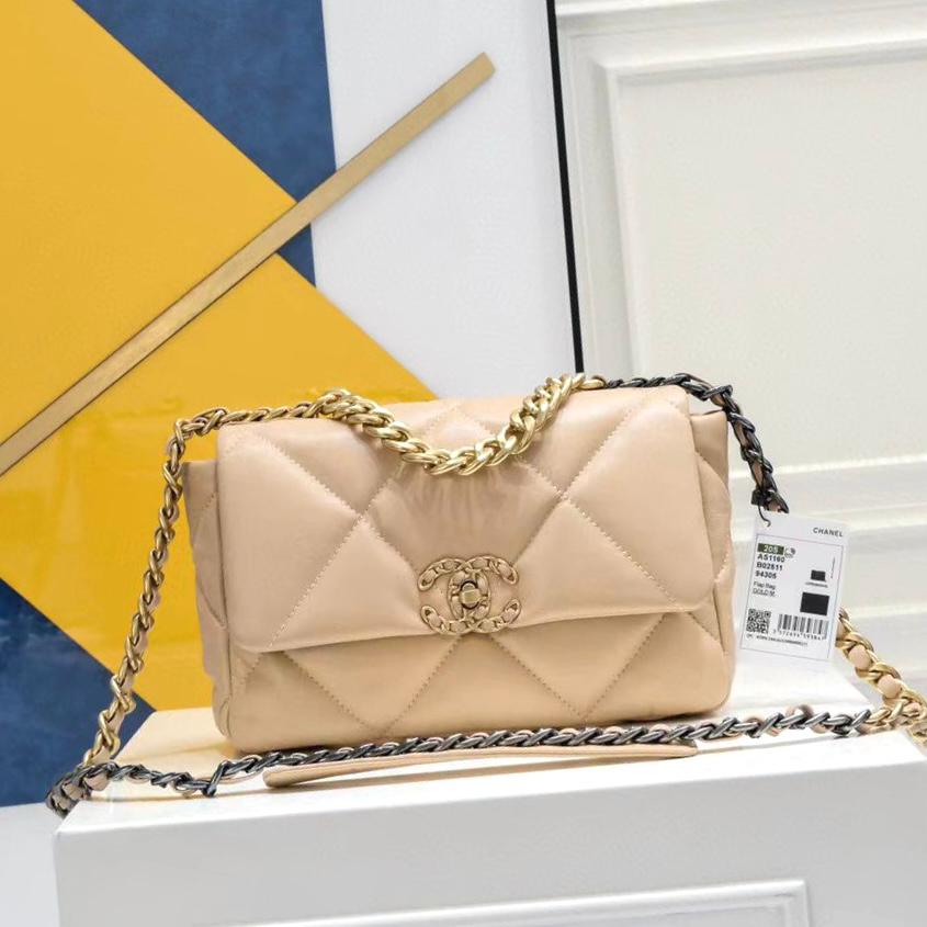 19  Flap Bag