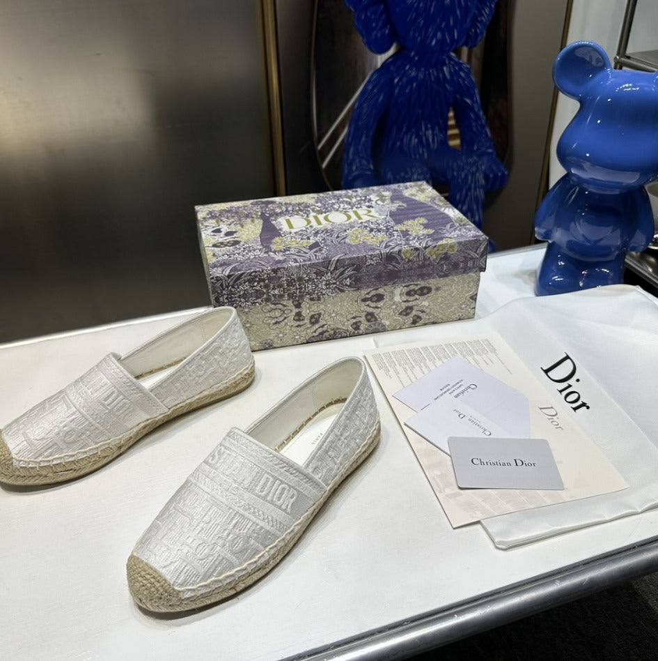 DR Style 3 Shoe