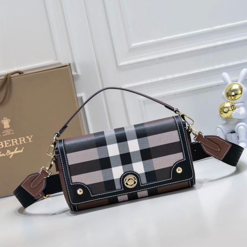 Vintage Check logo-plaque shoulder bag