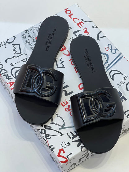 Interlocking DGSlide Sandals