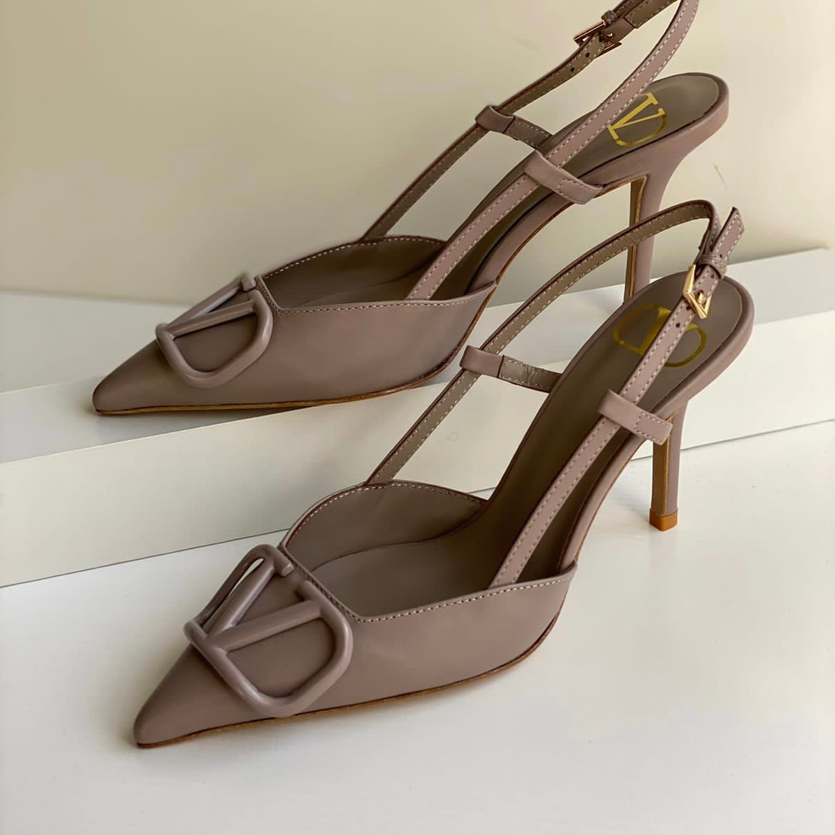 VLNTN Style 14 Heel