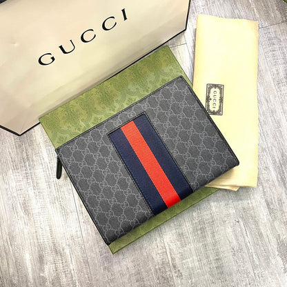 pouch