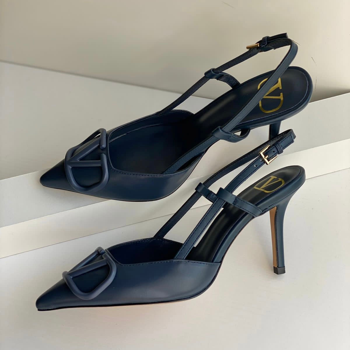 VLNTN Style 14 Heel