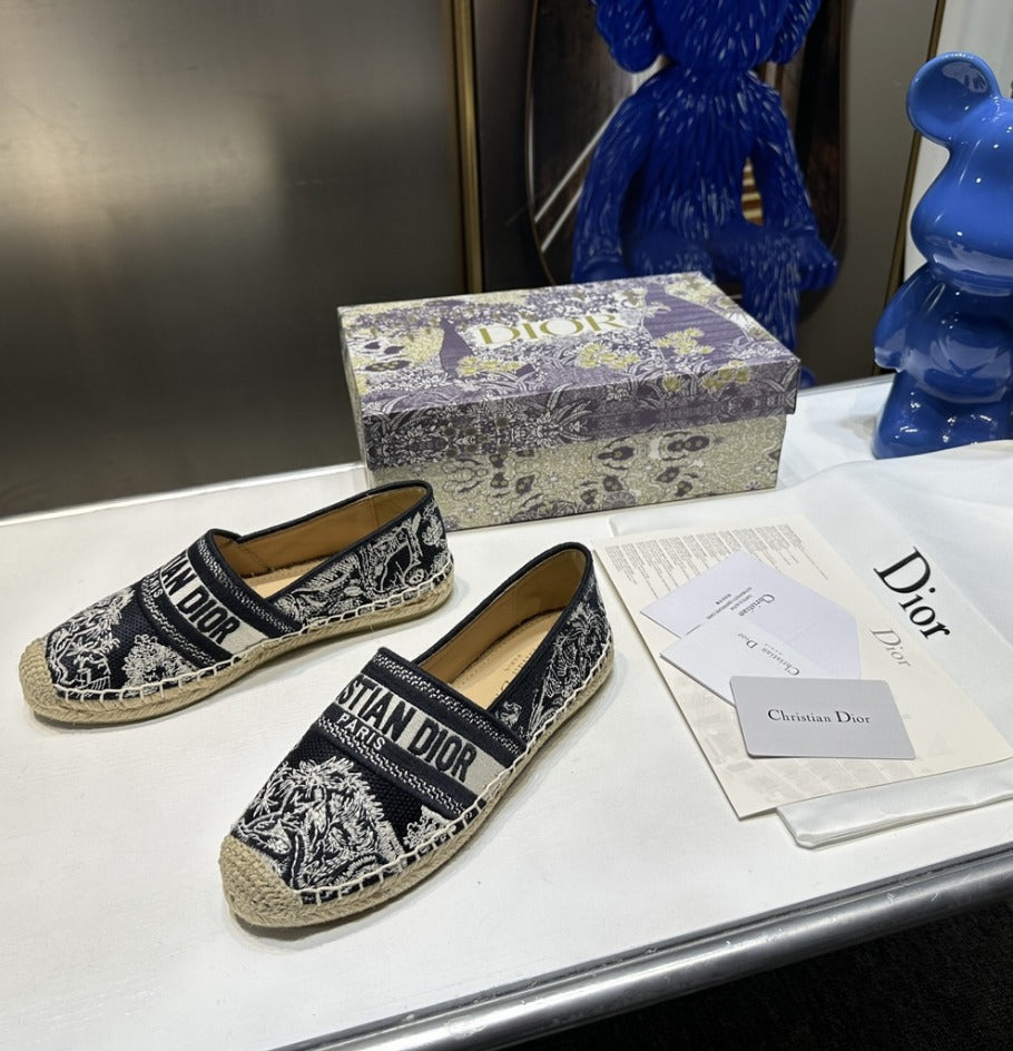 DR Style 3 Shoe
