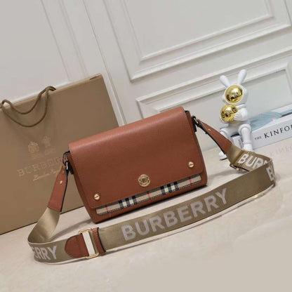 Note Crossbody Bag