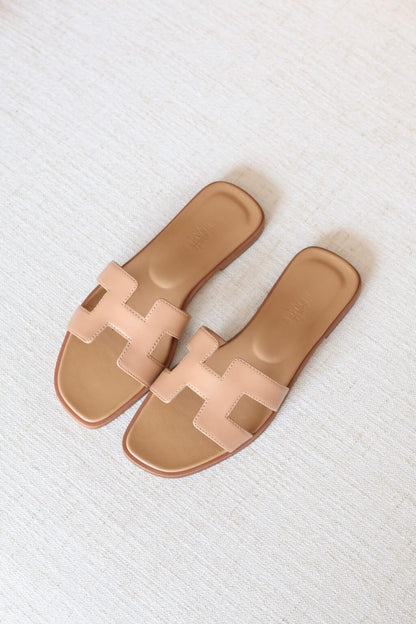 Iconic HOran Slide Sandals