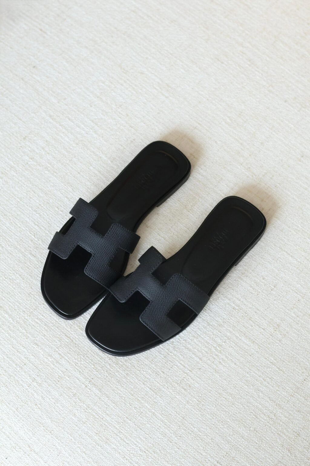 Iconic HOran Slide Sandals