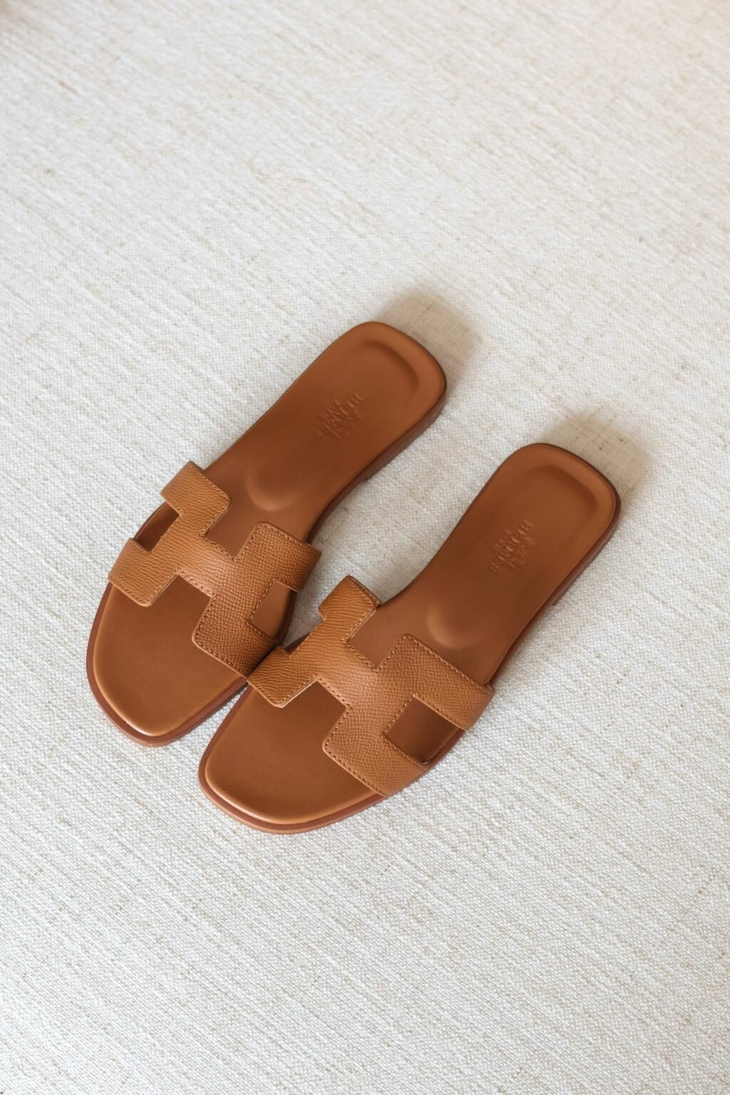 Iconic HOran Slide Sandals