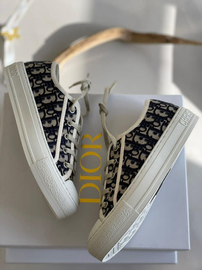DR Style 1 Shoe