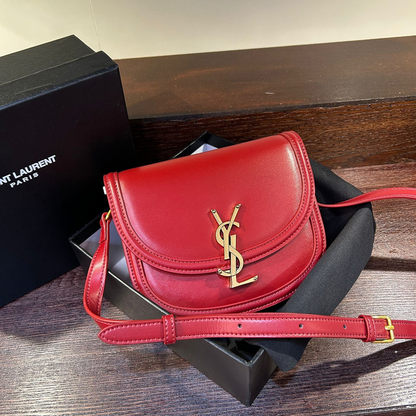 Kaia Crossbody Medium Bag