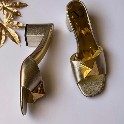 VLNTN Style 10 Heel