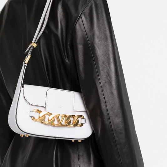 VLogo leather crossbody bag