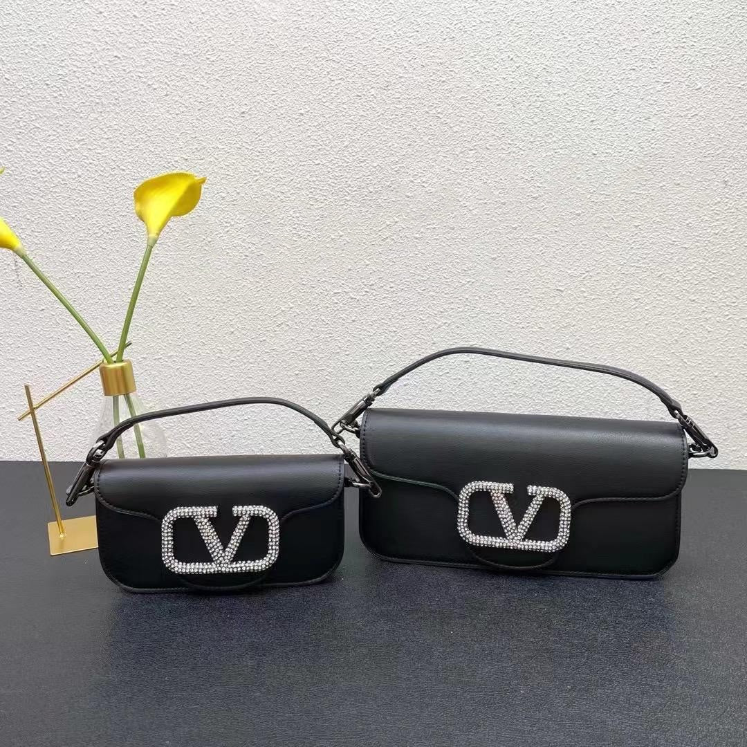 Loco shoulder bag