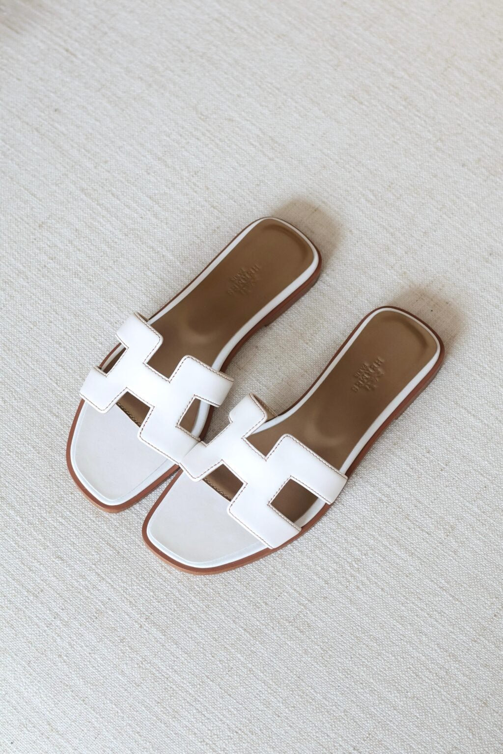 Iconic HOran Slide Sandals