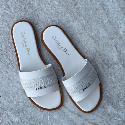 DR style 5 Sandal