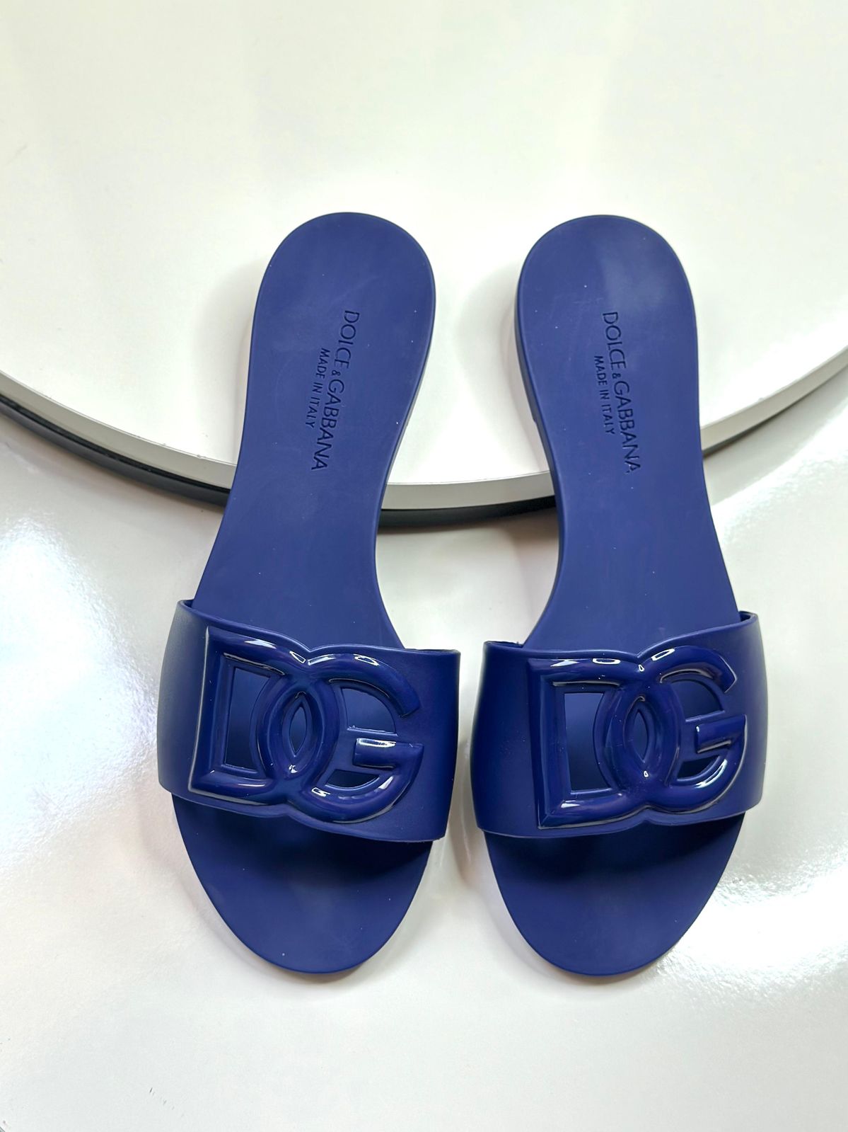 Interlocking DGSlide Sandals