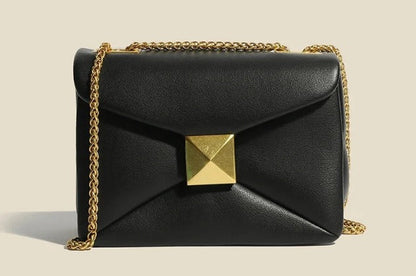 One Stud chain bag