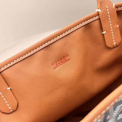 Veyra Revesible Mini Tote
