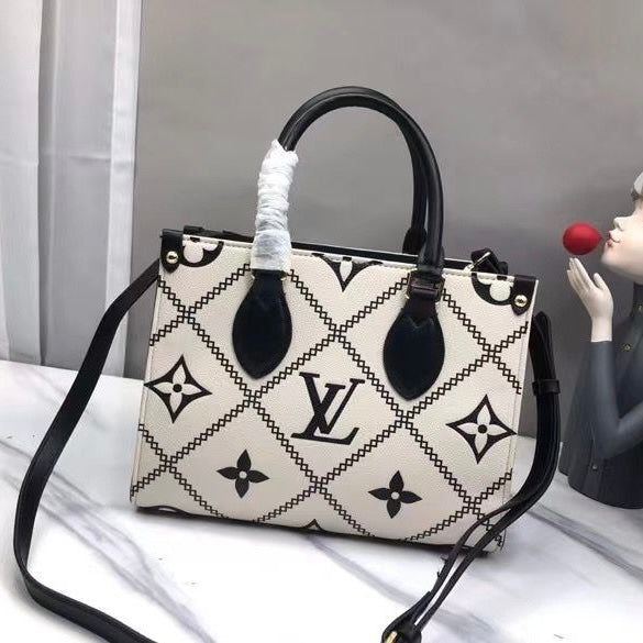 OnTheGo Pm Bag