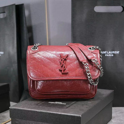 Niki Medium Shoulder Bag