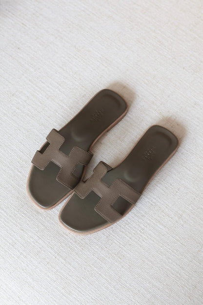 Iconic HOran Slide Sandals