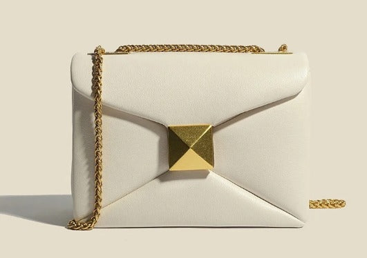 One Stud chain bag
